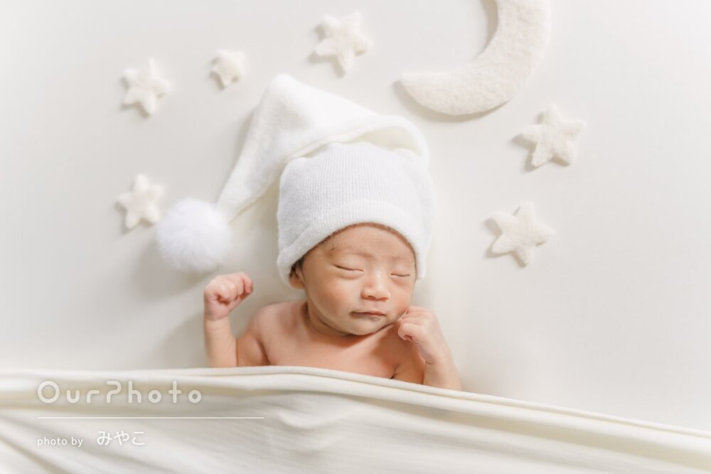 お布団の中でスヤスヤ眠る天使