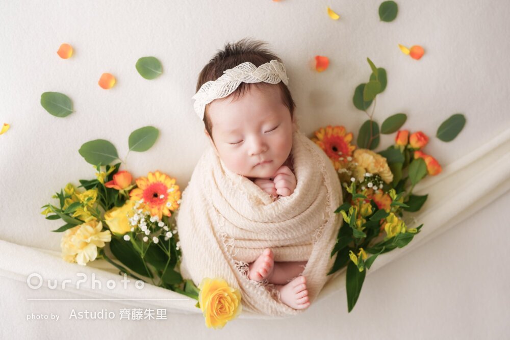 「素敵な写真をたくさん」花一杯！センスが光るニューボーンフォトの撮影