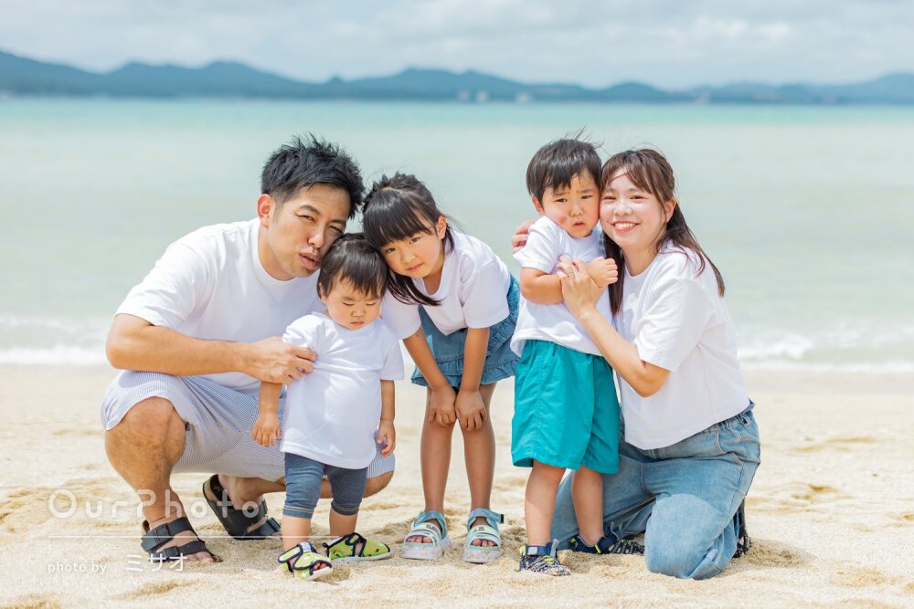 「素敵な写真ばかり」青空と笑顔が輝く！旅行の思い出に家族写真の撮影
