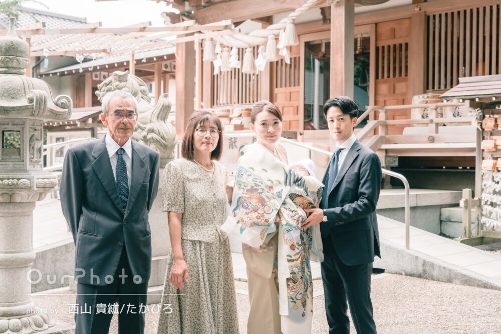 ママも和装で華やか！祖父母と一緒に幸せ伝わる男の子のお宮参りの撮影