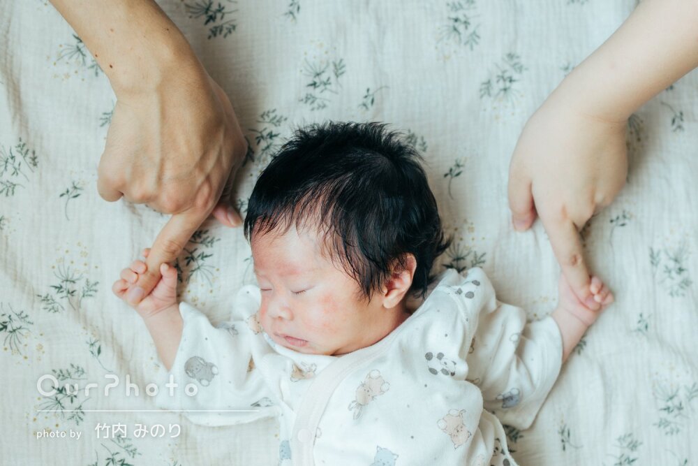 「暖かみのある写真」何気ない日常が宝物になるニューボーンフォトの撮影