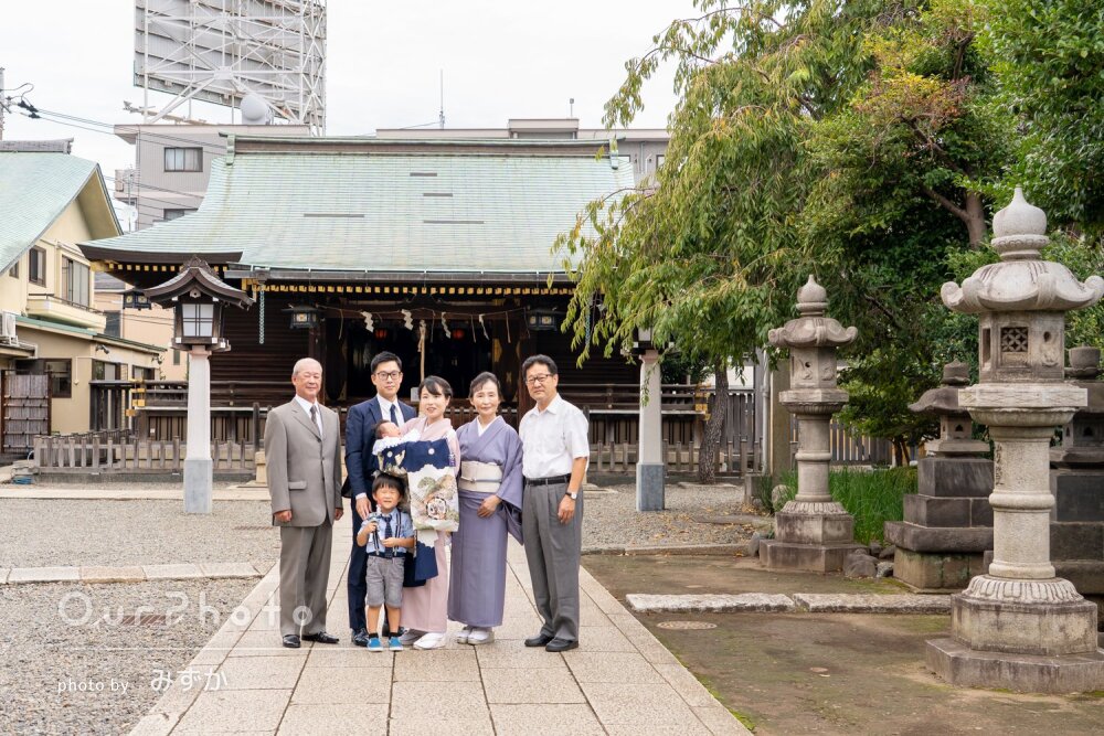 「お願いして大正解」祖父母も一緒になごやかに！笑顔のお宮参りの撮影