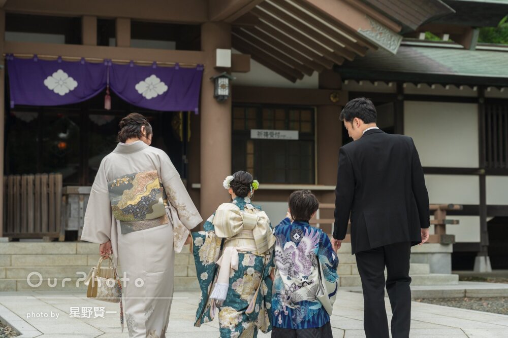 「いつの間にか楽しそうに」7歳女の子と5歳男の子のダブル七五三の撮影