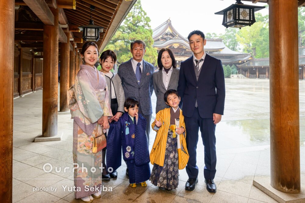 「大満足な仕上がり」雨を感じさせない明るく素敵な兄弟の七五三の撮影