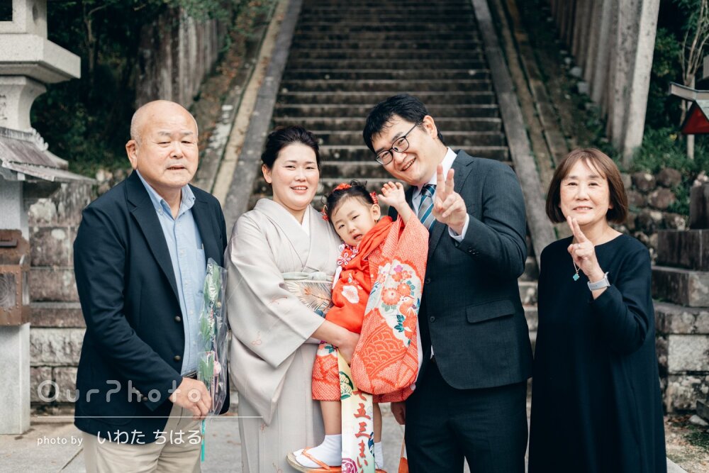 「娘の気持ちに寄り添って」絞りの着物姿が可愛らしい！2歳の七五三撮影