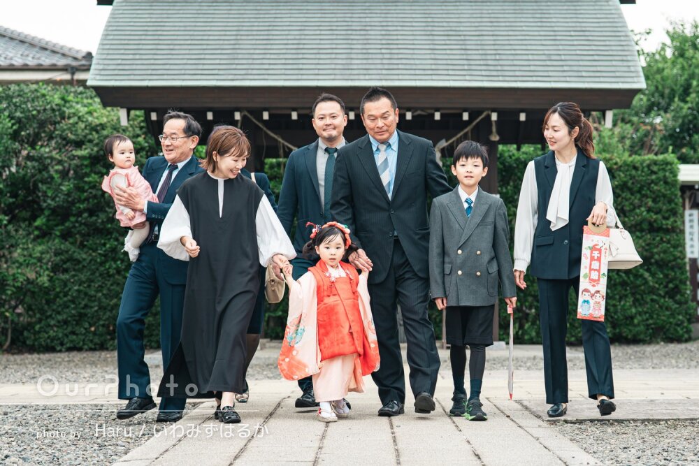 「自分達では絶対に撮れない構図」3世代揃って和やかな七五三の撮影