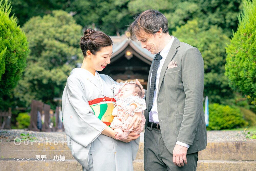 「安心した気持ちで」温かな愛情に包まれた雰囲気が素敵なお宮参りの撮影