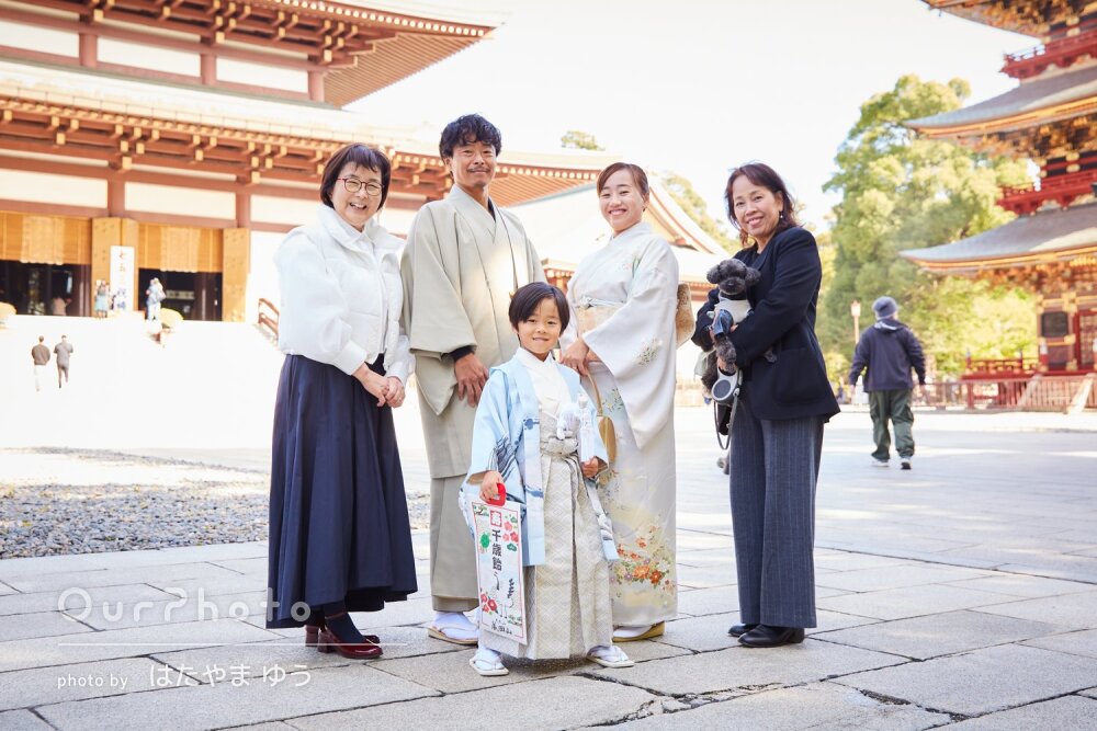 「私の一生の宝物」パパママと一緒に和服姿が素敵！凛々しい七五三の撮影