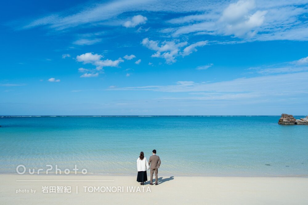 「いい写真で、最高の思い出に」美しい海を背にウェディングフォトの撮影