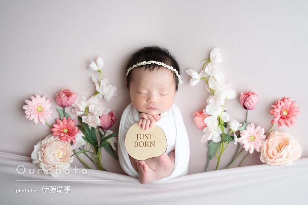 「とても素敵な写真」すやすや眠る姿が可愛いニューボーンフォトの撮影