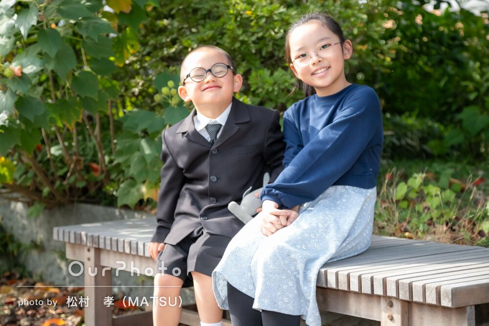「やりとりが丁寧で安心」仲良し姉弟の笑顔が素敵！スーツで七五三の撮影