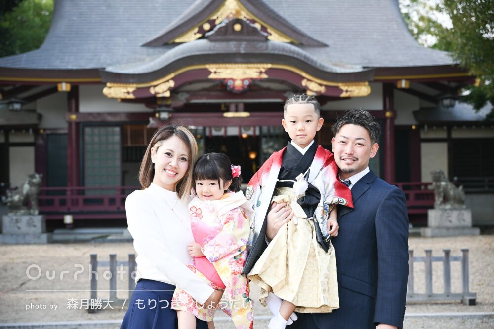 「最高の記念日」兄妹並んだ晴れ着姿が華やか！明るい笑顔で七五三の撮影