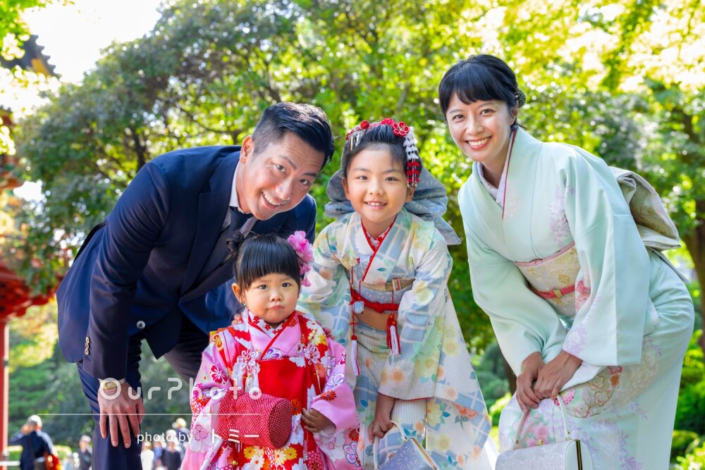 「姉妹の個性が出ていて良い写真」華やかな和装の女の子の七五三の撮影