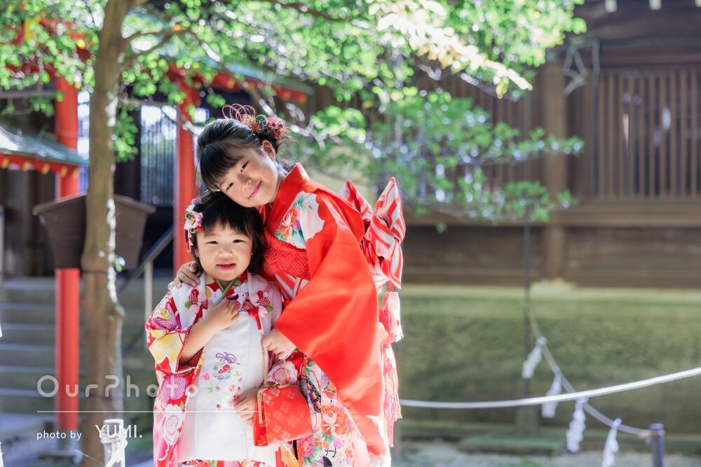 「我が家の宝物がまた増えた」姉妹で仲良くギュッ！可愛い七五三の撮影
