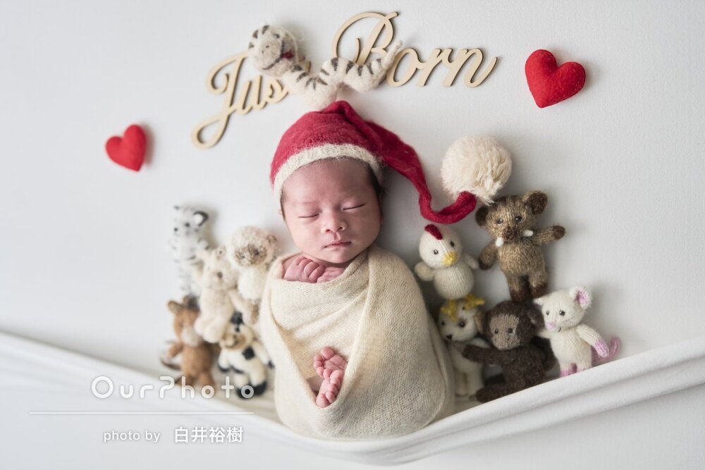「スムーズに進めて」グッズや被り物で多彩にニューボーンフォトの撮影