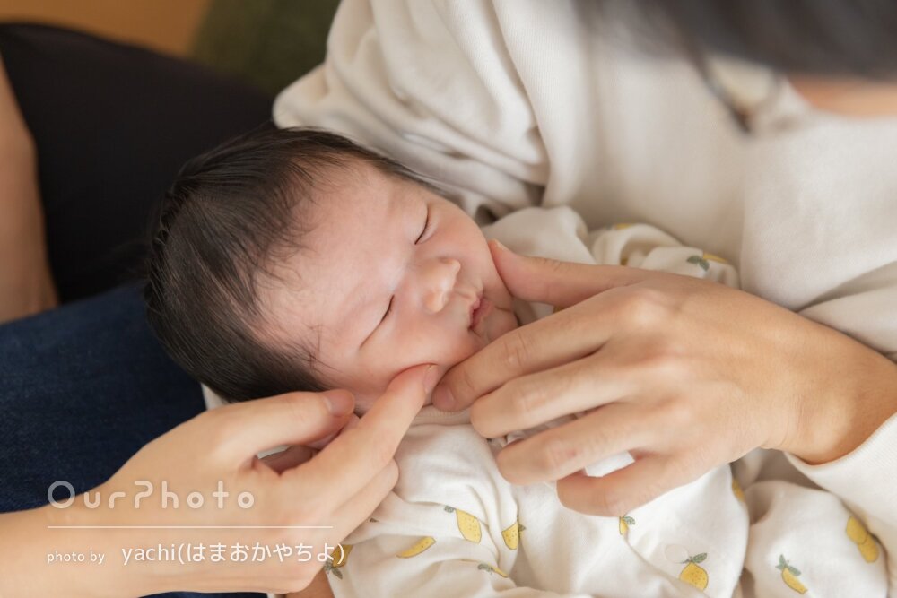 「何気ない場面をとても素敵に」ナチュラルニューボーンフォトの撮影