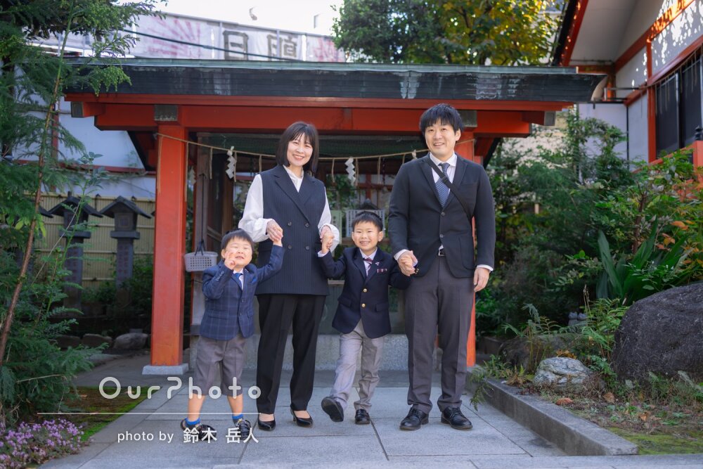 「可愛いお写真をたくさん」スーツ姿が素敵！3歳5歳兄弟の七五三撮影