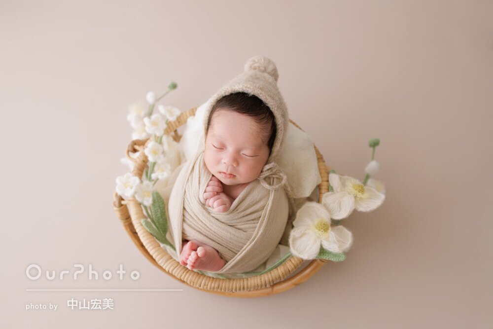「いろんなパターンの可愛らしい写真」お洒落なニューボーンフォトの撮影