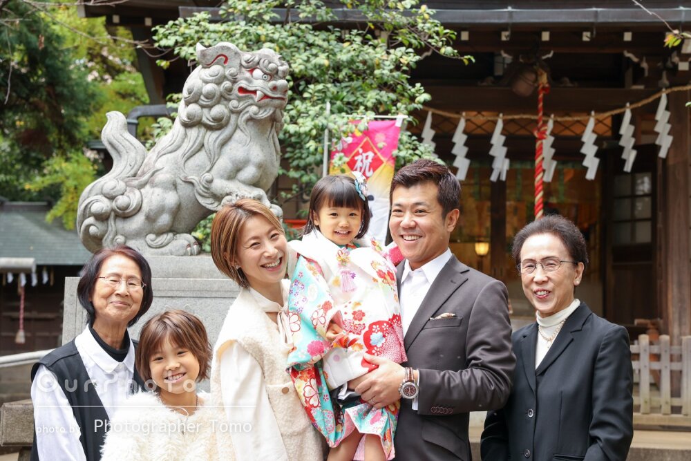 「私たちも楽しく」可愛い笑顔がたくさん！三世代で温かな七五三の撮影