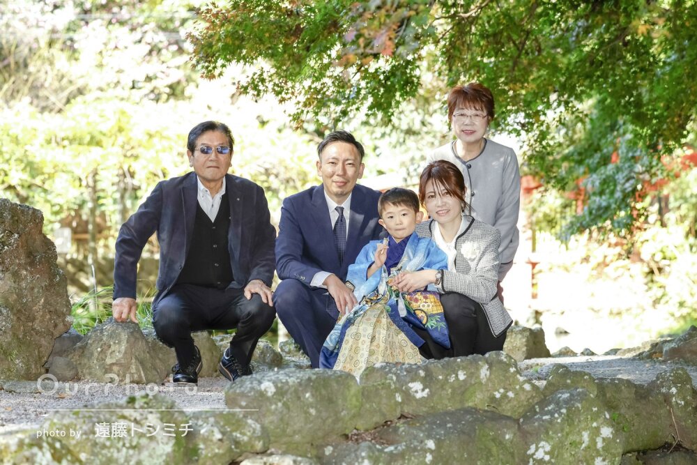 「どの写真も素敵」雄大な景色を背に凛とカッコイイ男の子の七五三撮影