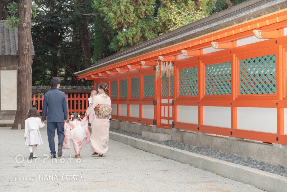 　「とっても素敵」愛らしい和装の女の子！神社で表情豊かな七五三の撮影