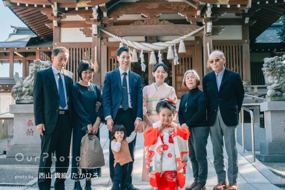 「すごく柔らかい雰囲気」家族に囲まれて！被布姿が可愛い七五三の撮影