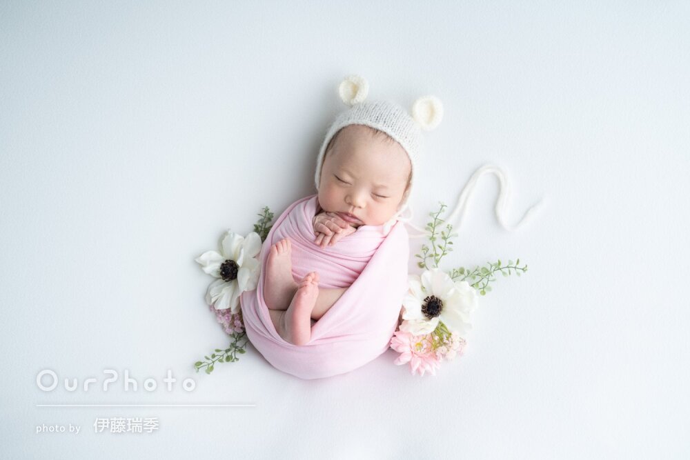 「撮影風景を見ているだけでほっこり」感動のニューボーンフォトの撮影