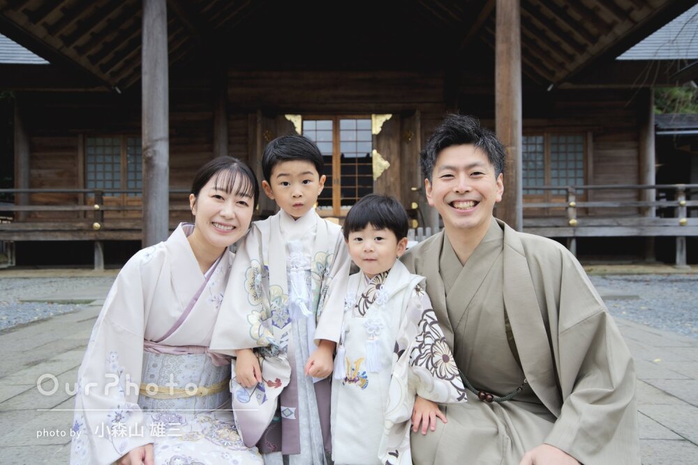 「素敵な写真」家族全員での和装が映える！カワイイ兄弟の七五三の撮影