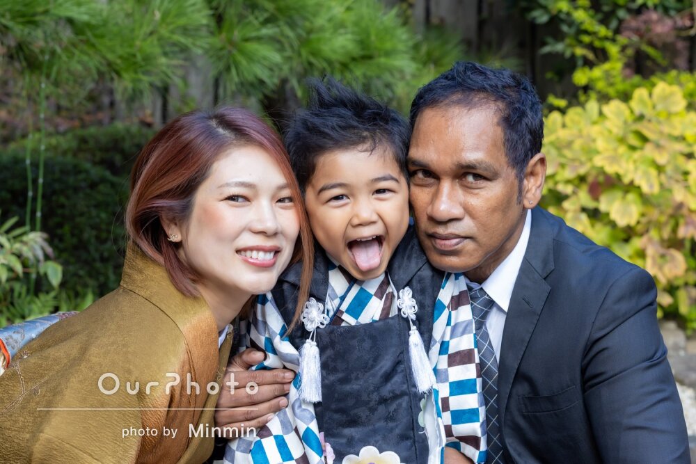 「和やかな雰囲気で」可愛い色合いの着物で良い表情が沢山な七五三の撮影