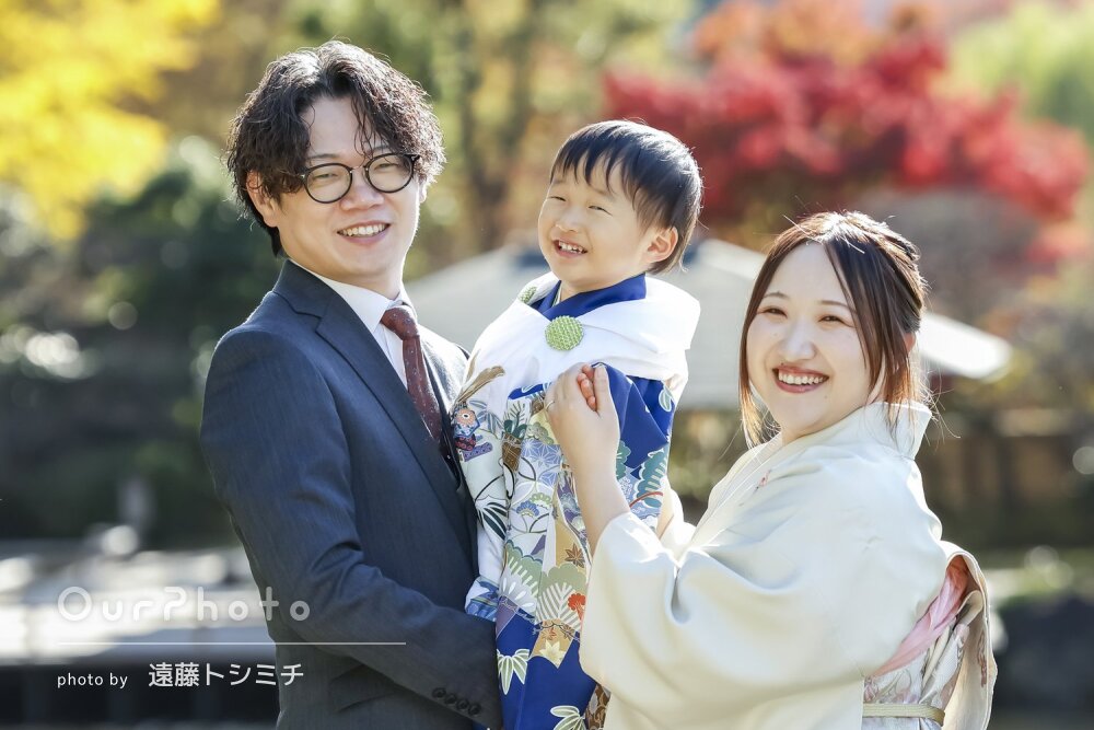 「笑顔いっぱいの思い出に残る写真」ニッコリ可愛い男の子の七五三の撮影