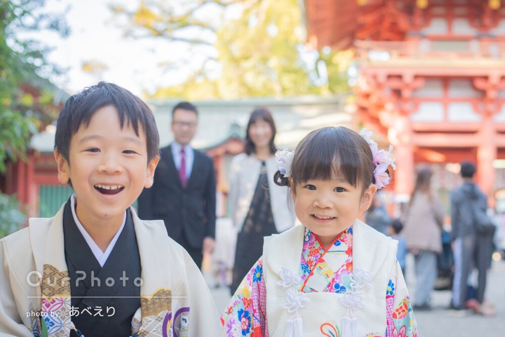 「さまざまな表情」無邪気な笑顔がキュート！仲良し兄妹の七五三の撮影