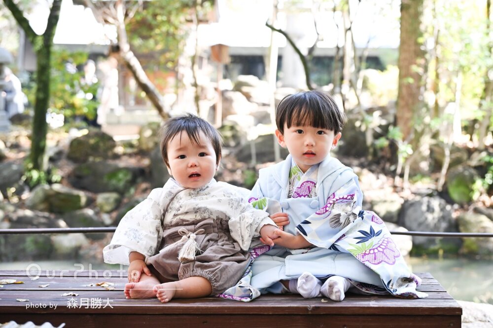 「柔らかい日差しの下で」可愛い表情が沢山な3歳の男の子の七五三撮影