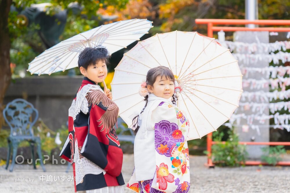 「当日のことを思い返して笑っています」色鮮やかな和装で兄妹の七五三の撮影