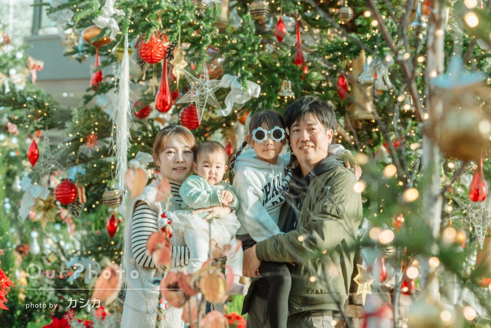 「キレイに撮ってもらえて嬉しい」誕生日記念に季節感のある家族写真撮影