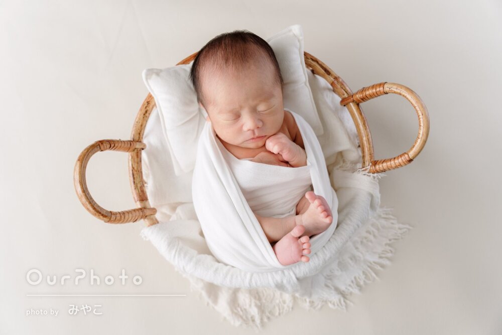 「可愛い表情の写真がいっぱい」とてもキュートなニューボーンフォト撮影