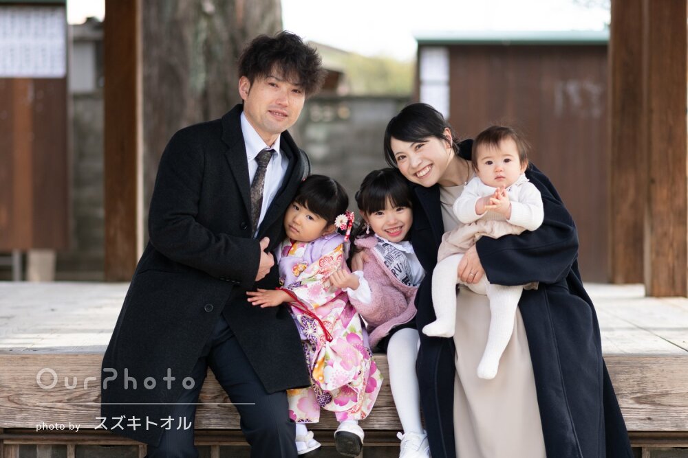 「とても笑顔になって」愛らしい和装の女の子！神社で七五三の撮影