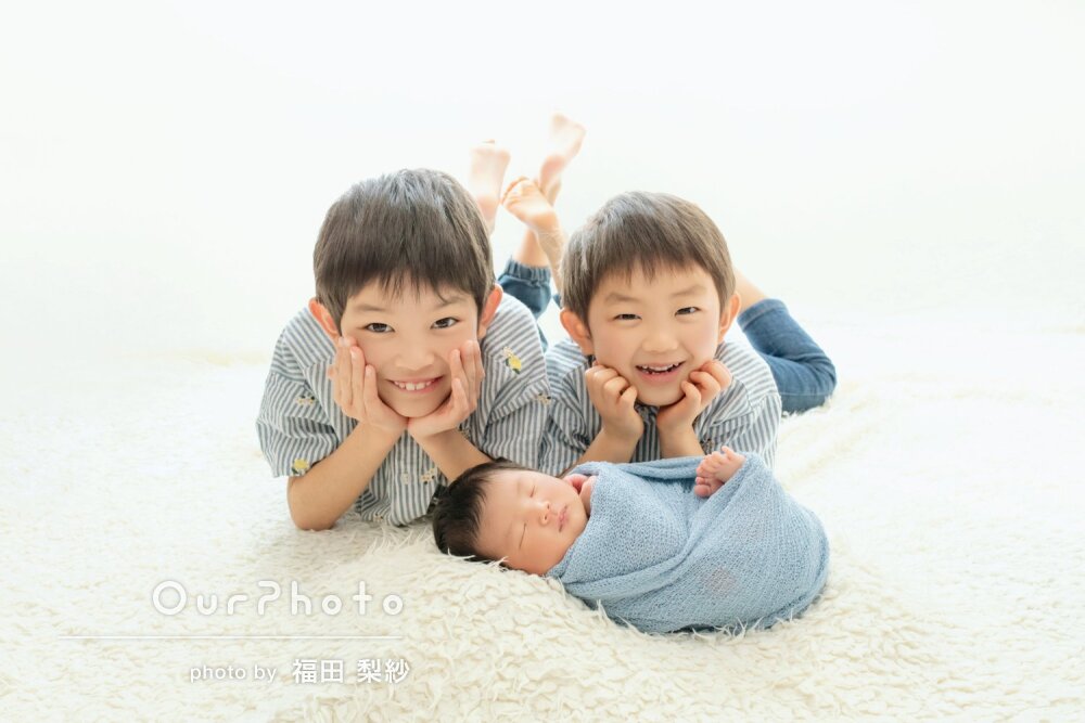 「素敵なお写真ありがとう」兄弟フォトも可愛い！ニューボーンフォト撮影