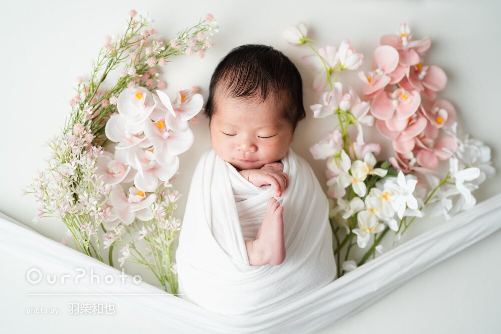 「バリエーションも豊富」リンクコーデでお洒落なニューボーンフォト撮影