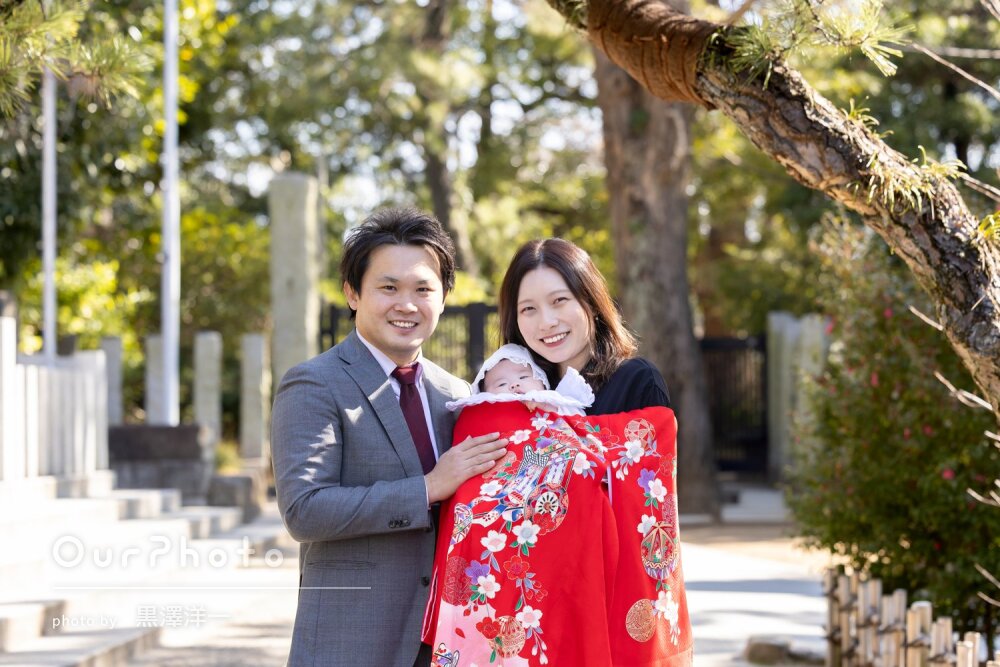 「自然な笑顔を引き出して」愛らしい表情を逃さず！温かなお宮参りの撮影