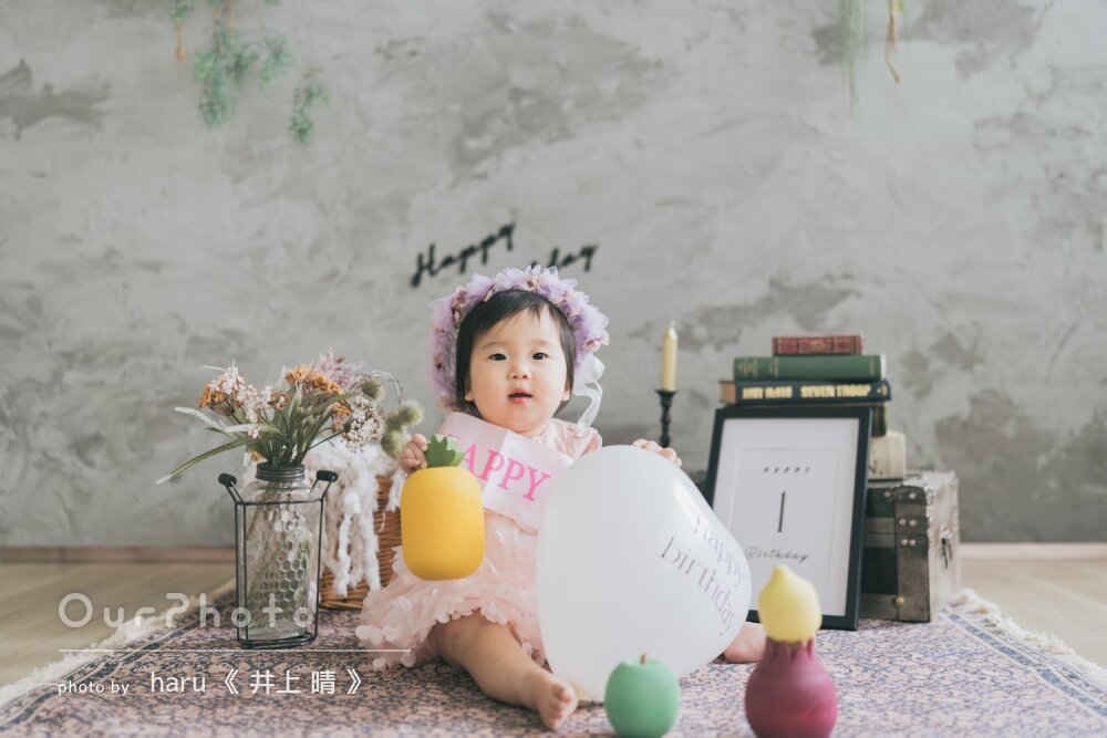 「とても楽しく」可愛いドレス姿で！1歳を記念したバースデーフォト撮影