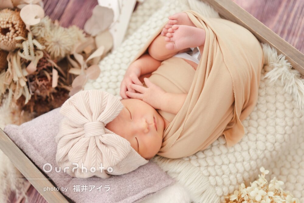 「満足のいくお写真」ご自宅で穏やかな表情のニューボーンフォトの撮影