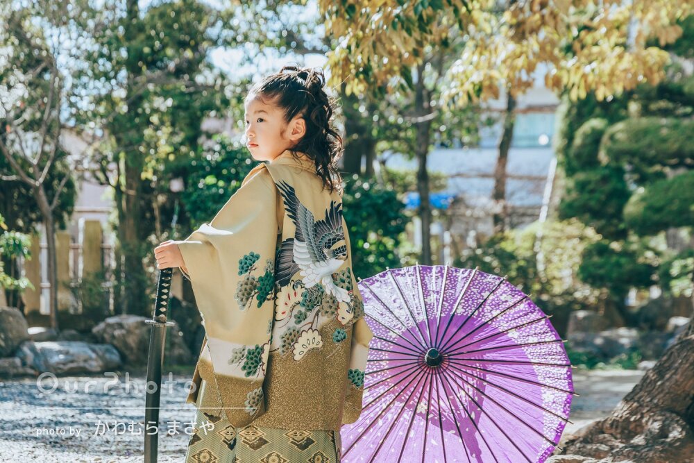 「人見知りの兄弟を即笑顔に」黄金色の晴れ着姿が凛々しい！七五三の撮影