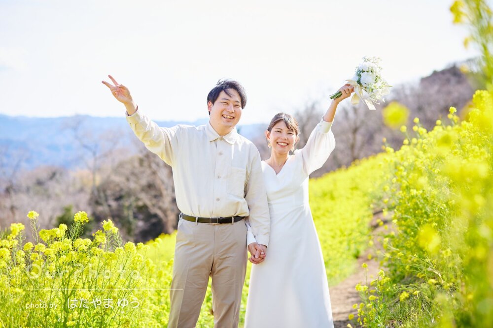 「大切な宝物」菜の花畑で幸せな笑顔いっぱい！ウェディングフォトの撮影