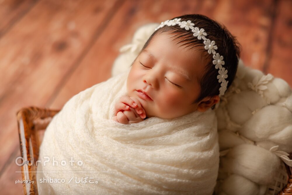 「終始穏やかな雰囲気」可愛い寝顔でおしゃれなニューボーンフォトの撮影