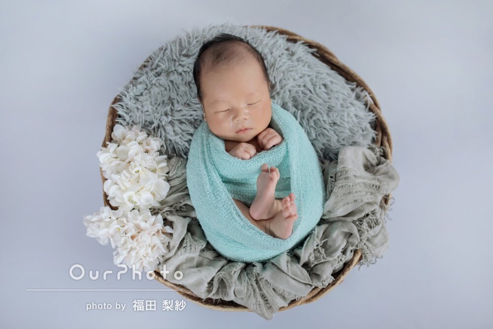 「可愛くて大満足」小物アレンジがおしゃれなニューボーンフォトの撮影