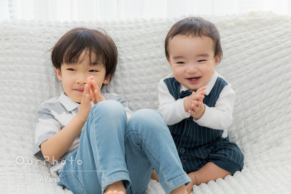 「こどもたちもリラックス」自宅でお洒落にお祝い！1歳誕生日記念の撮影