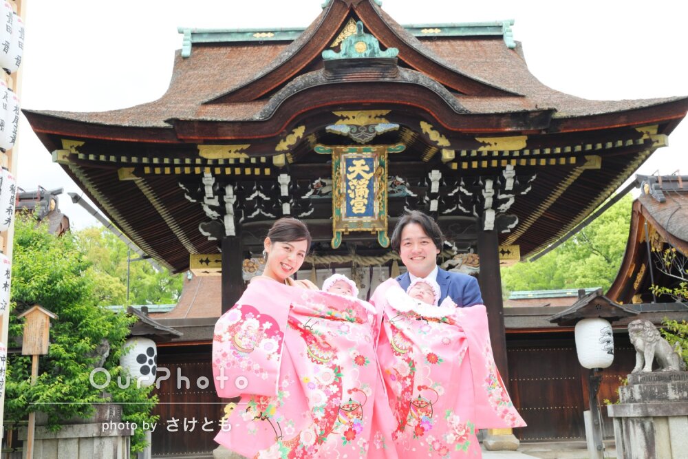 「素敵で良い時間」並んだ掛け着姿が華やか！双子ちゃんのお宮参りの撮影