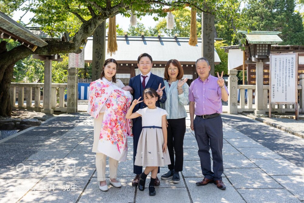 「素敵なお写真」風薫る爽やかな季節に3世代で和やかなお宮参りの撮影