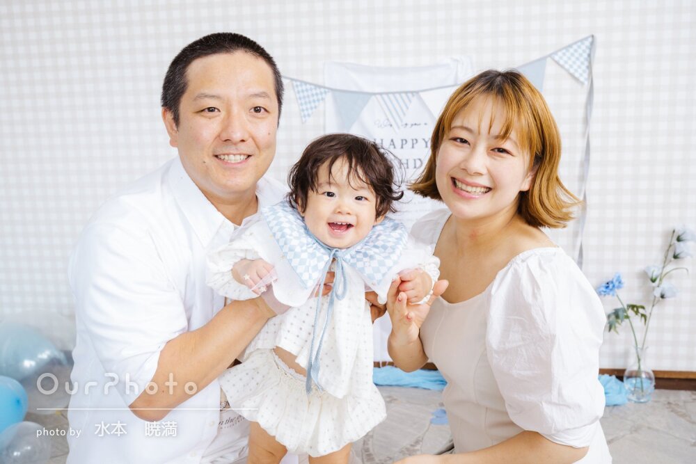 「いろんな表情を引き出すのがとても上手」笑顔で1歳お誕生日記念の撮影