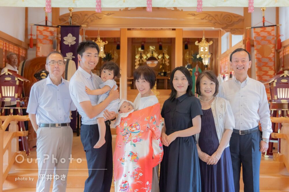 「自然な笑顔の写真をたくさん」愛らしいお子様たちを囲みお宮参りの撮影